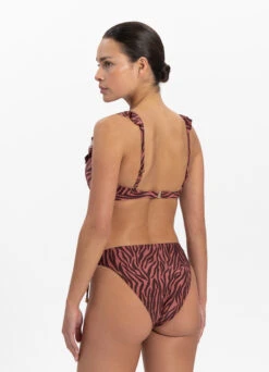 BEACHLIFE Zebra Ruffle Bikinitop -Beachlife Verkäufe 125 569 217 569 3 1